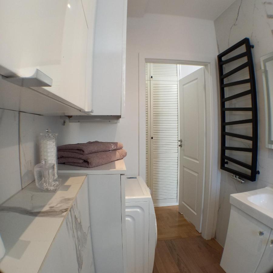 Apartament Prowansalski Z Miejscem Parkingowym Gdansk Bagian luar foto